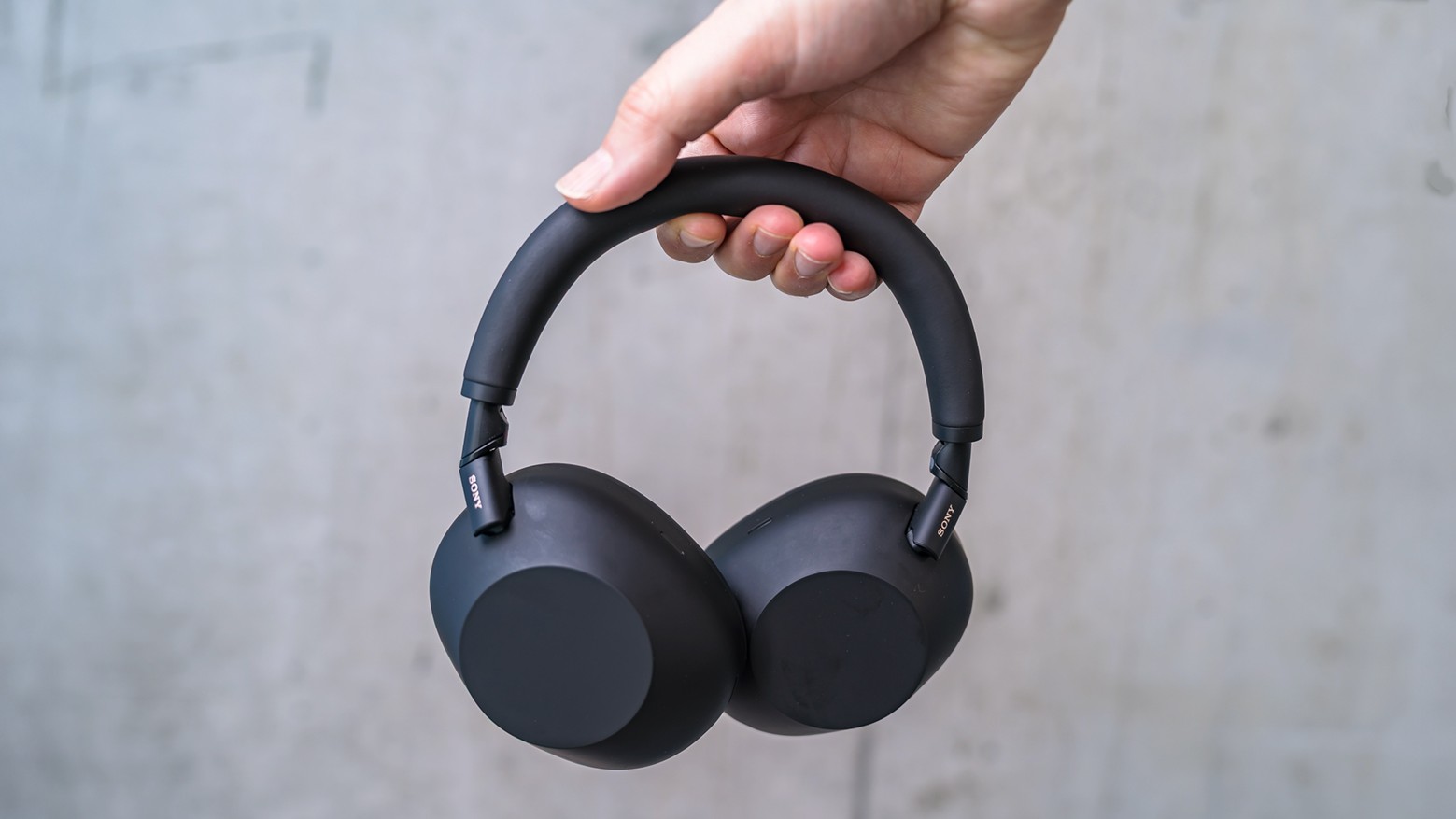 Sony WH-1000XM6 in hand